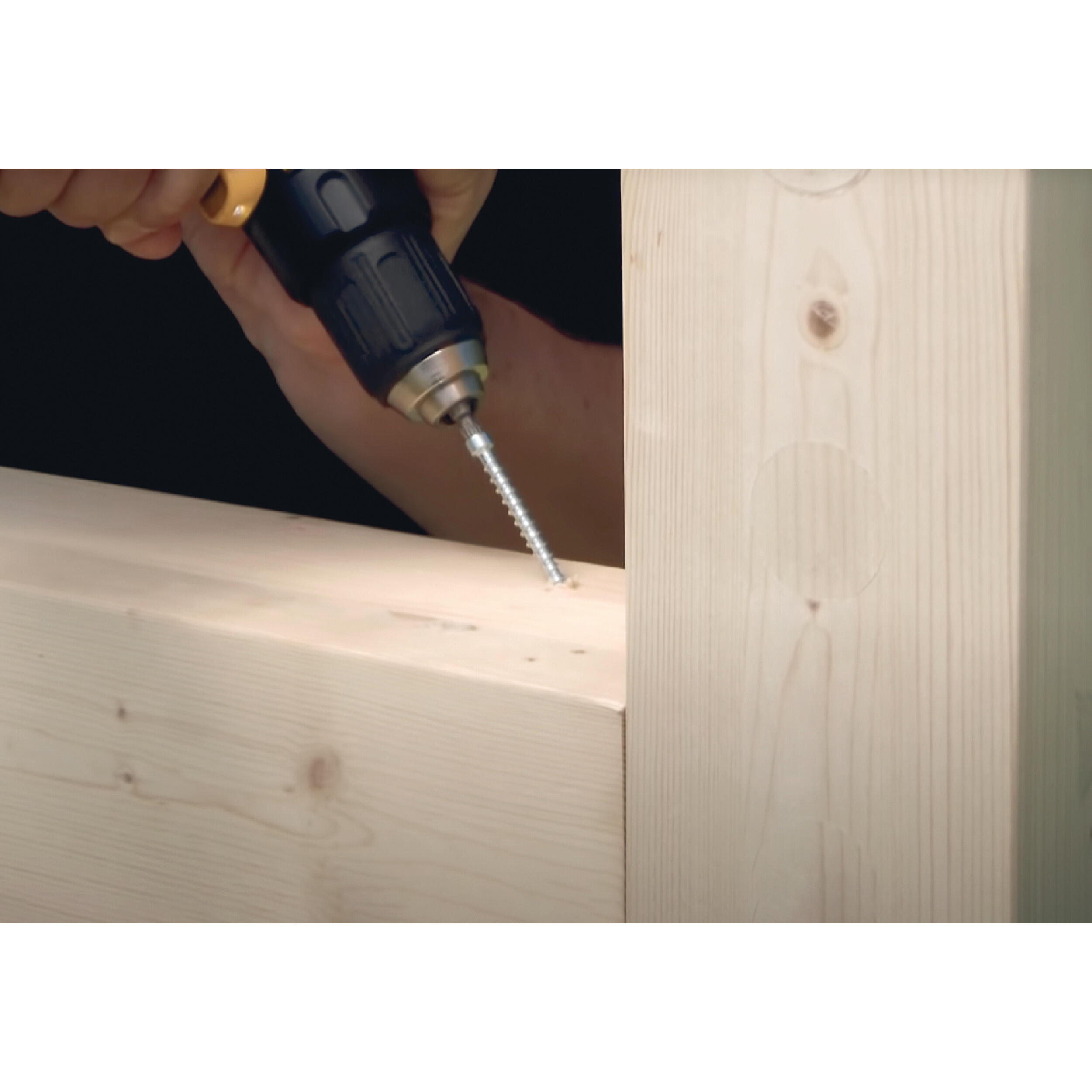 Holzbauschrauben Zylinderkopf TORX Vollgewinde - CPW | 6 x 220 mm | verzinkt | 100 Stk. TORX CPW-Flachkopf-Konstruktionsschrauben mit Vollgewinde, 6x220 mm, Silber, 100 Stk., 6x220 mm, gehÀrteter Kohlenstoffstahl 2, im Zusammenbau.